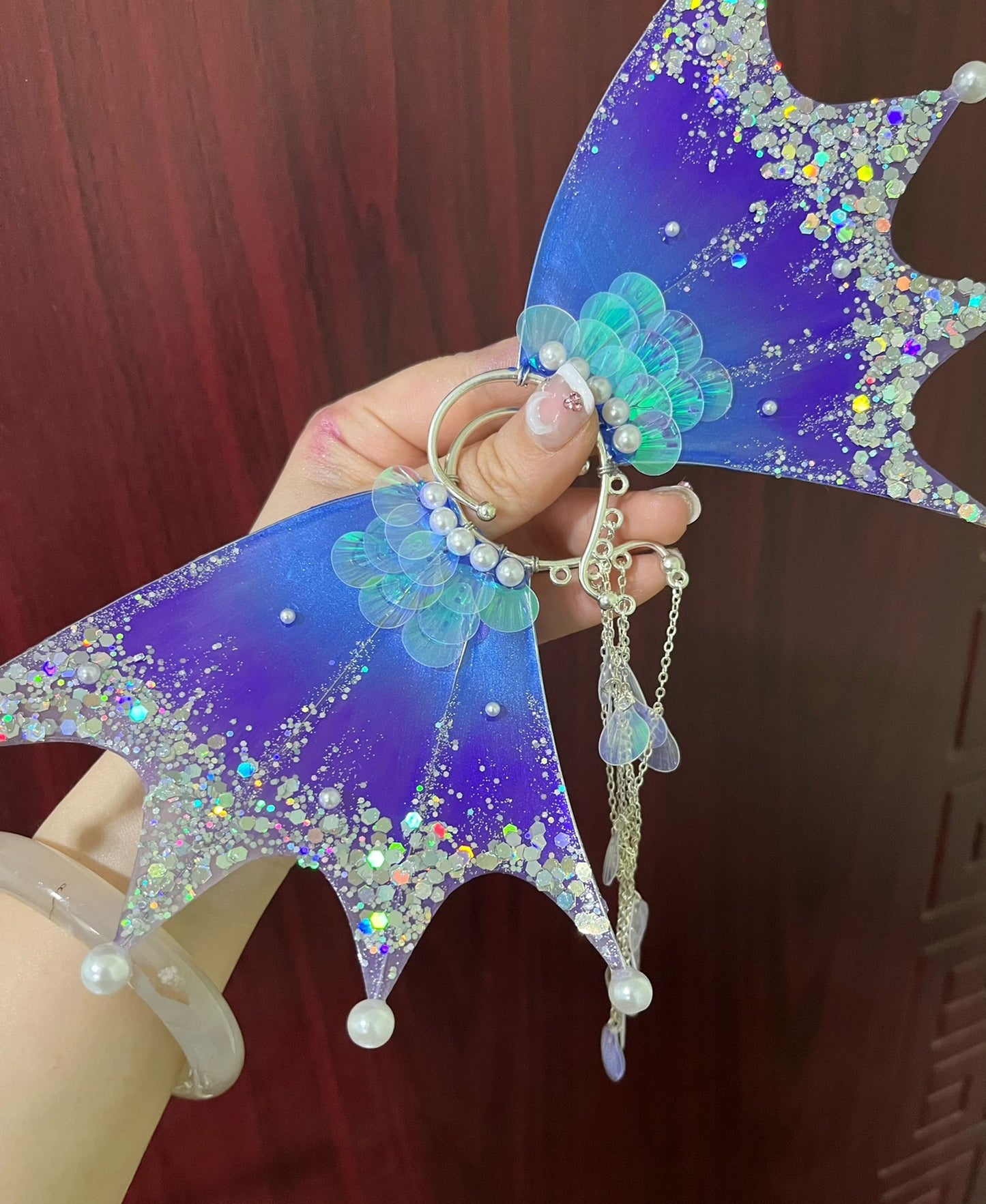 Cosplay Mermaid Ears Kit Cosplay Blue Mermaid Earrings with Pearl Headdress Hairband Cosplay Shark Ears Animal Headband Costume Accessories