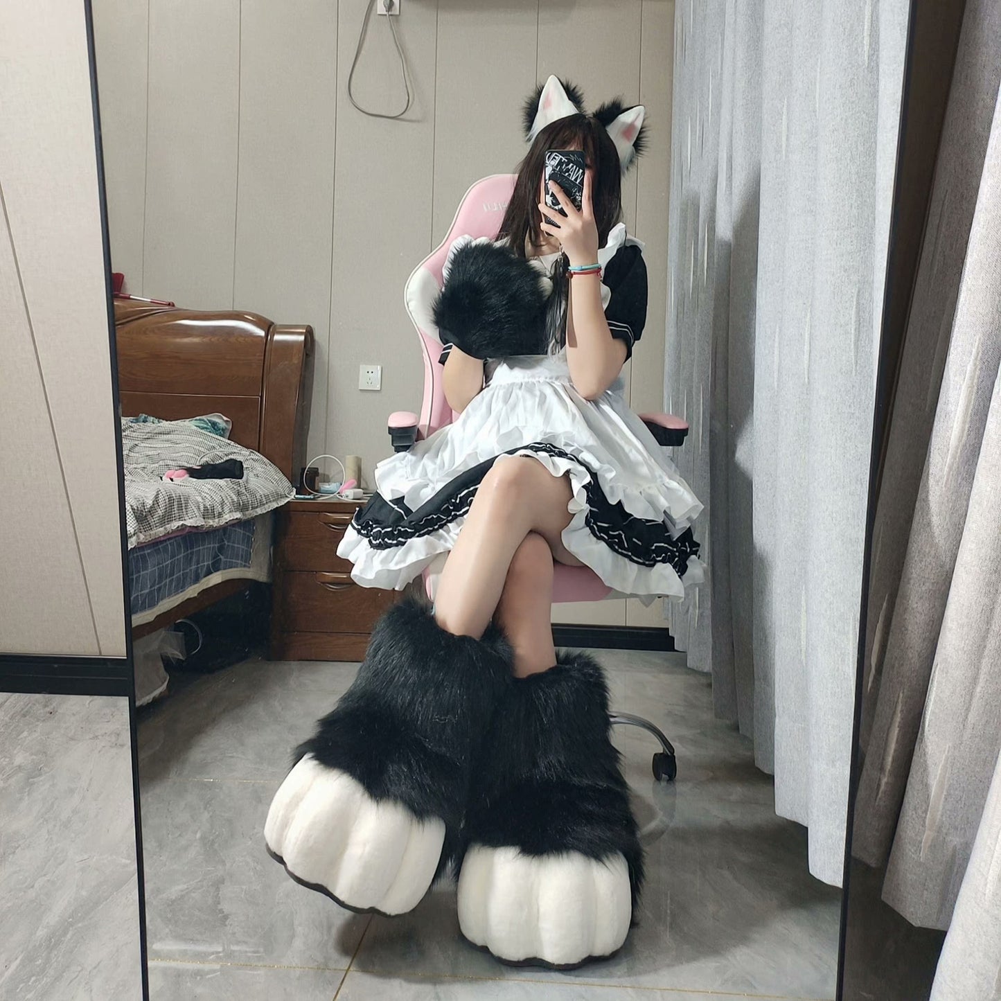 Cosplay Paw Cosplay Claw Furry Bear Plush Paw Gloves Cosplay Feet Bear Feet Accessories Bear Costume Hand Cover with Nail Bear Fursuit